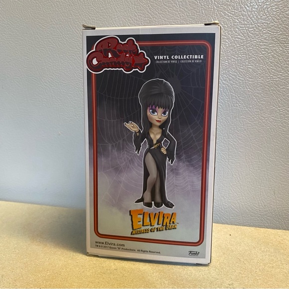 Elvira Mistress Of The Dark Rock Candy Vinyl Figure Funko - Picture 2 of 5